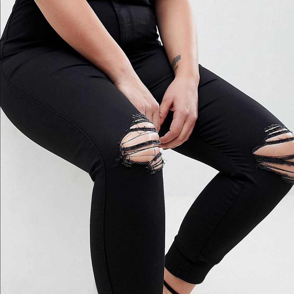 Distressed Black Jeans